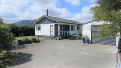 19 Elizabeth Street, Tauhara, Taupo - Carousel 1