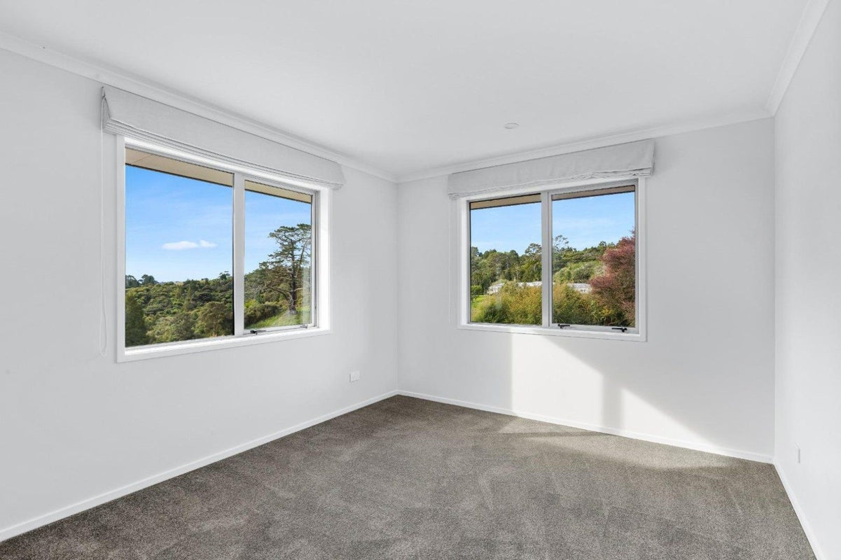 274 Whitehills Road, Silverdale - Carousel 25