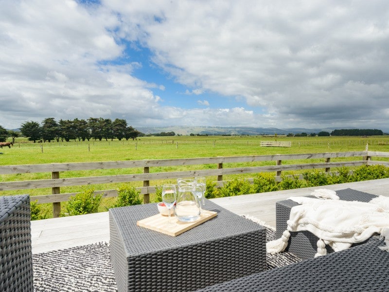 33 Meavy Lane, Ashhurst, Palmerston North - Carousel 26