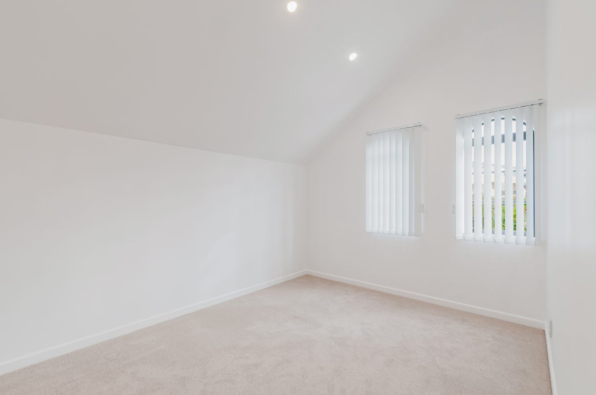 4/5 Spencer Road, Oteha, Auckland - Carousel 11