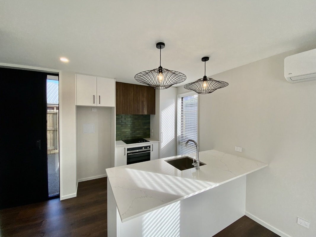 6/9 Wychbury Street, Spreydon, Christchurch - Carousel 2
