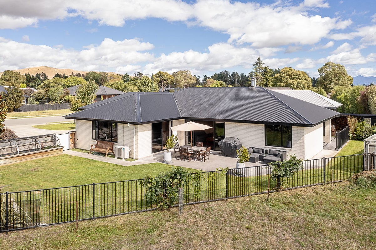 5 Grigg Drive, Witherlea, Blenheim - Carousel 1