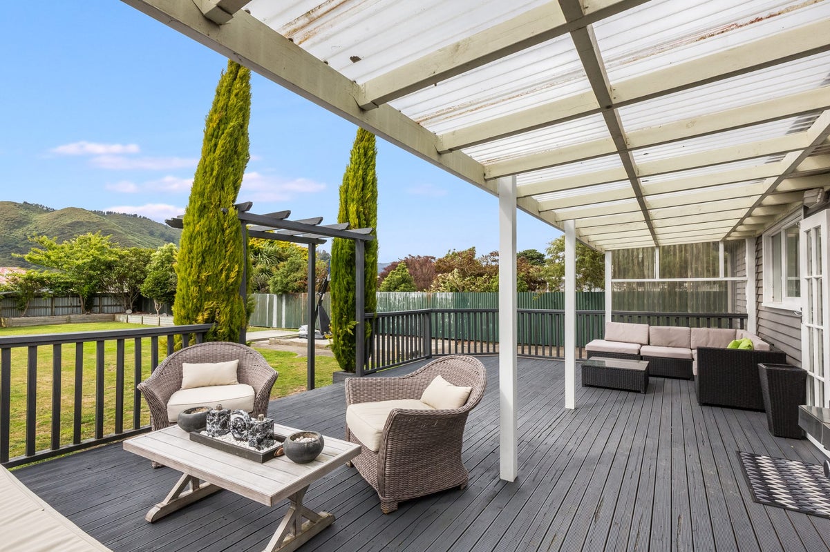 60 Westminster Road, Wainuiomata, Lower Hutt - Carousel 26