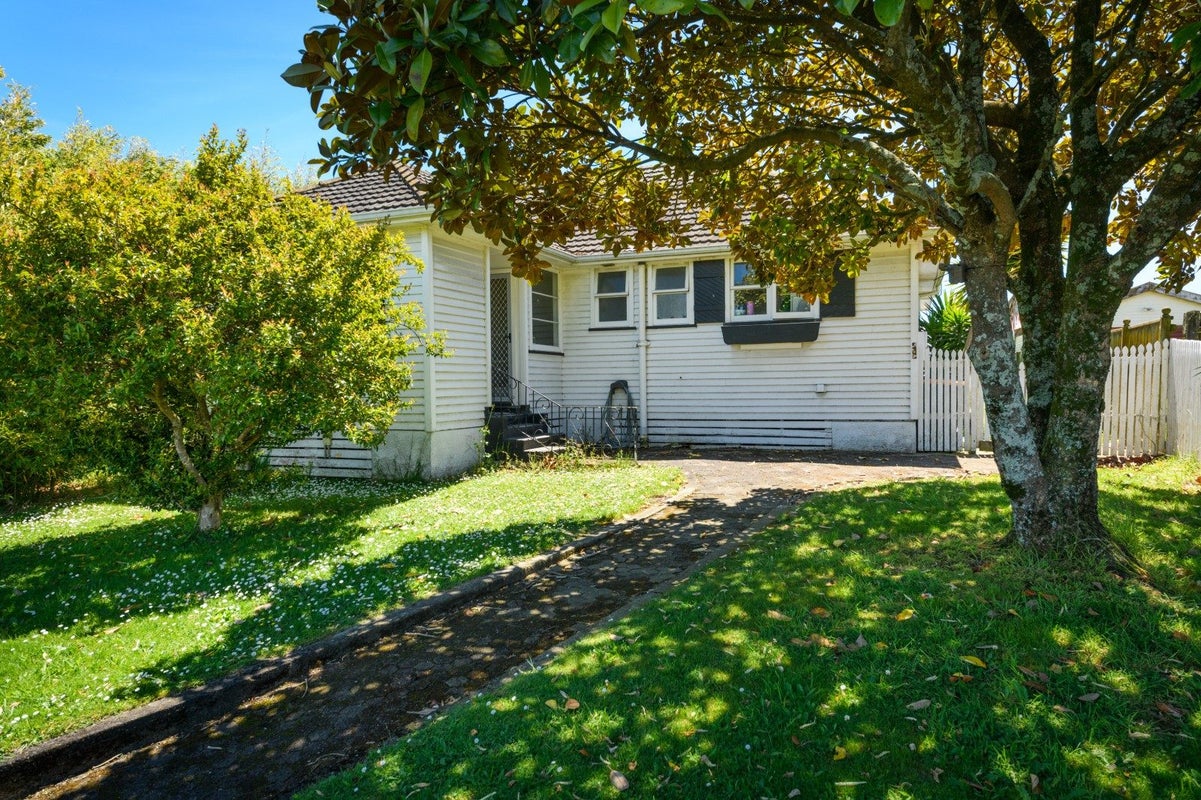 3 Clyde Crescent, Roslyn, Palmerston North - Carousel 2