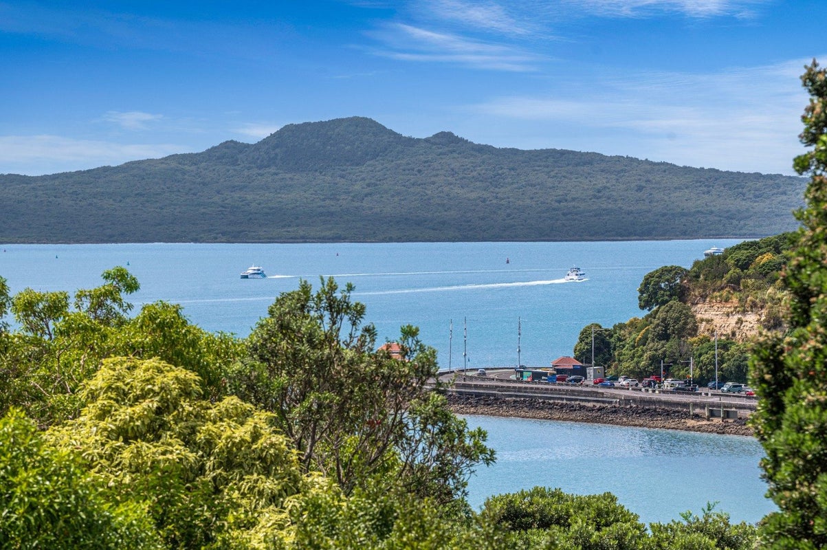 36 Paritai Drive, Orakei, Auckland City, Auckland - Carousel 2