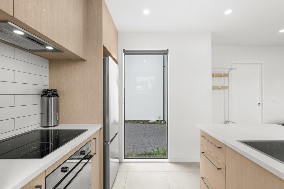 1/85 Wainui Street, Riccarton, Christchurch - Carousel 2