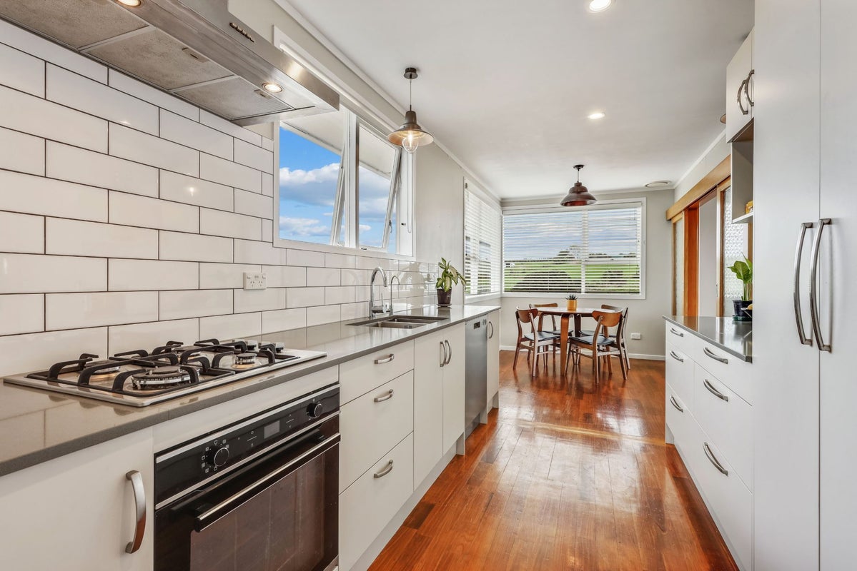 10 Houkura Way, Sandringham, Auckland - Carousel 1