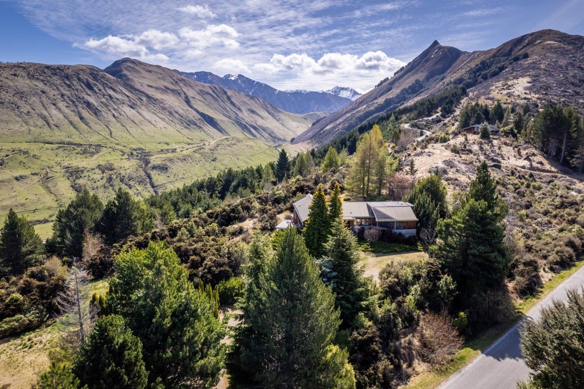 143 Alpine Retreat Road, Ben Lomond, Queenstown - Carousel 2