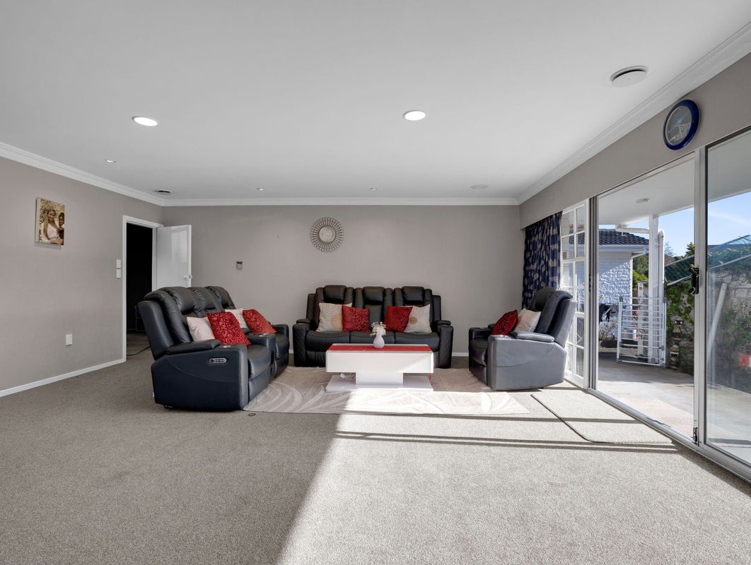 104 Poaka Avenue, Dinsdale, Hamilton - Carousel 2