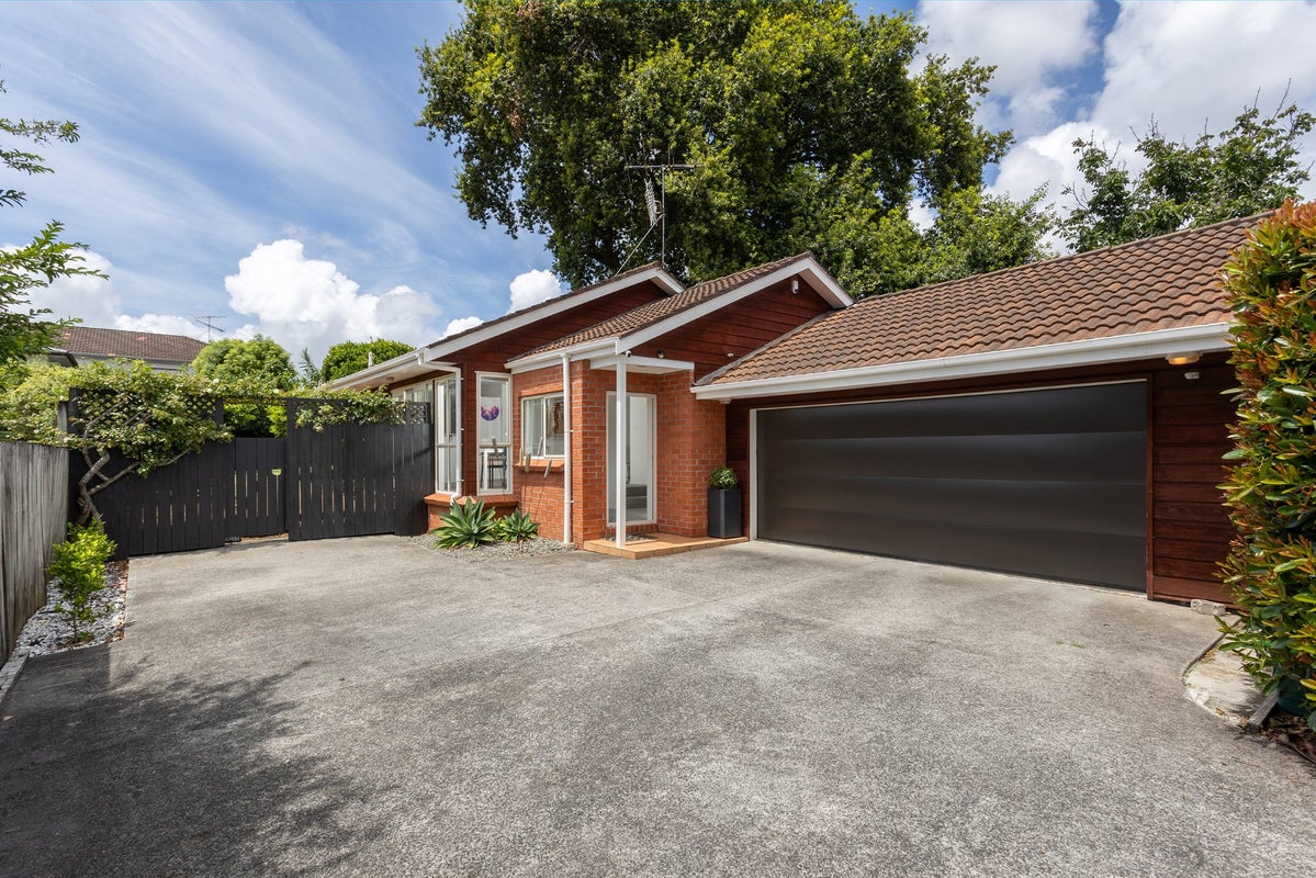 2/6 Aliford Avenue, Ellerslie, Auckland - Carousel 1