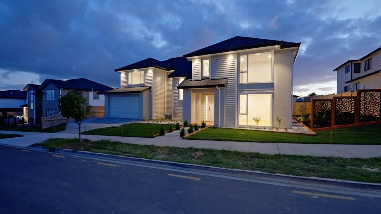 4 Paikea Street, Albany Heights, Auckland - Carousel 2