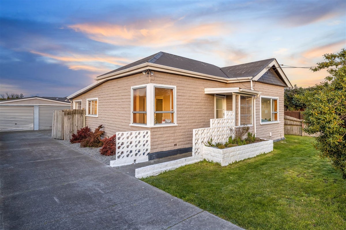 47 Seymour Street, Hornby, Christchurch - Carousel 1