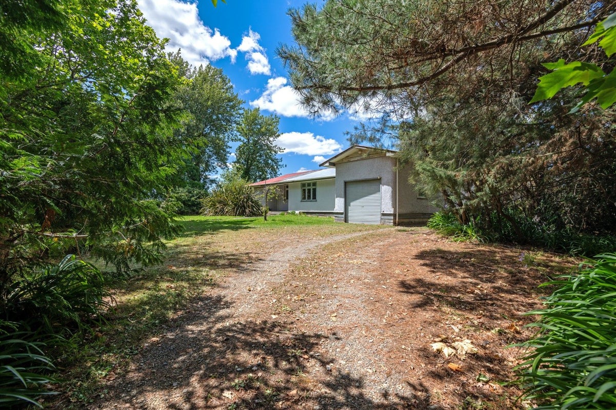 1384 Taonui Road, Pohangina, Feilding - Carousel 2