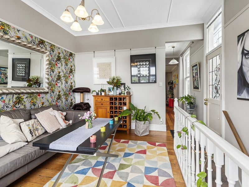 25 Lawrence Street, Newtown, Wellington - Carousel 2