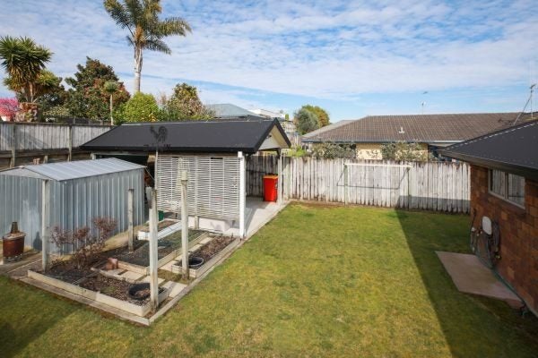 33 Twickenham Place, Nawton, Hamilton - Carousel 15