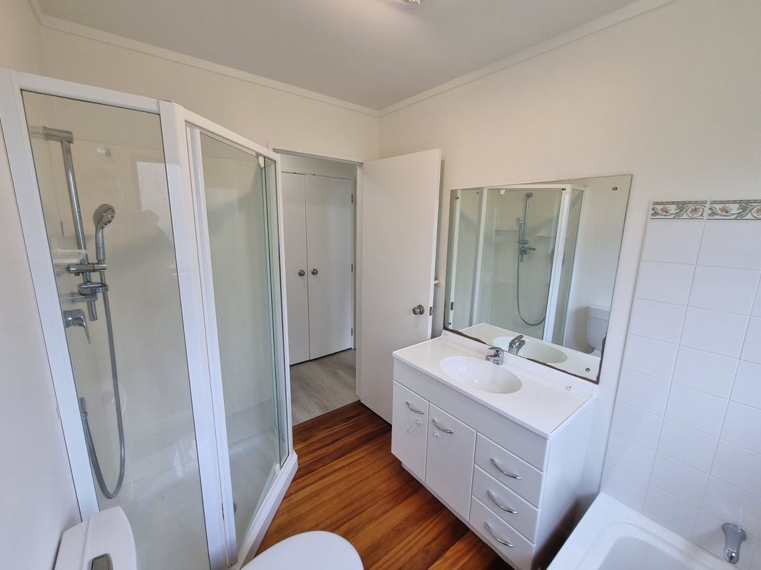 36 Lorikeet Place, Unsworth Heights, Auckland - Carousel 11