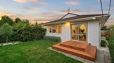 1/294A Westminster Street, Mairehau, Christchurch - Carousel 1