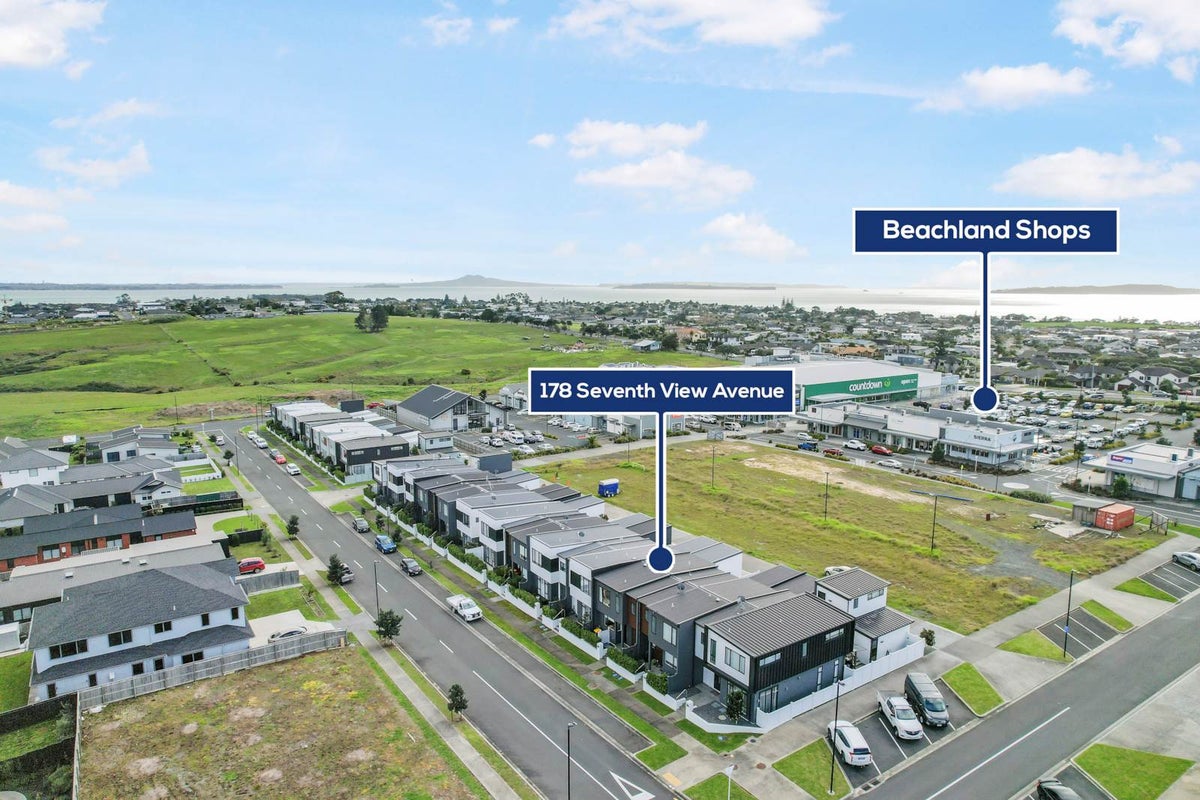 178 Seventh View Avenue, Beachlands, Auckland - Carousel 2