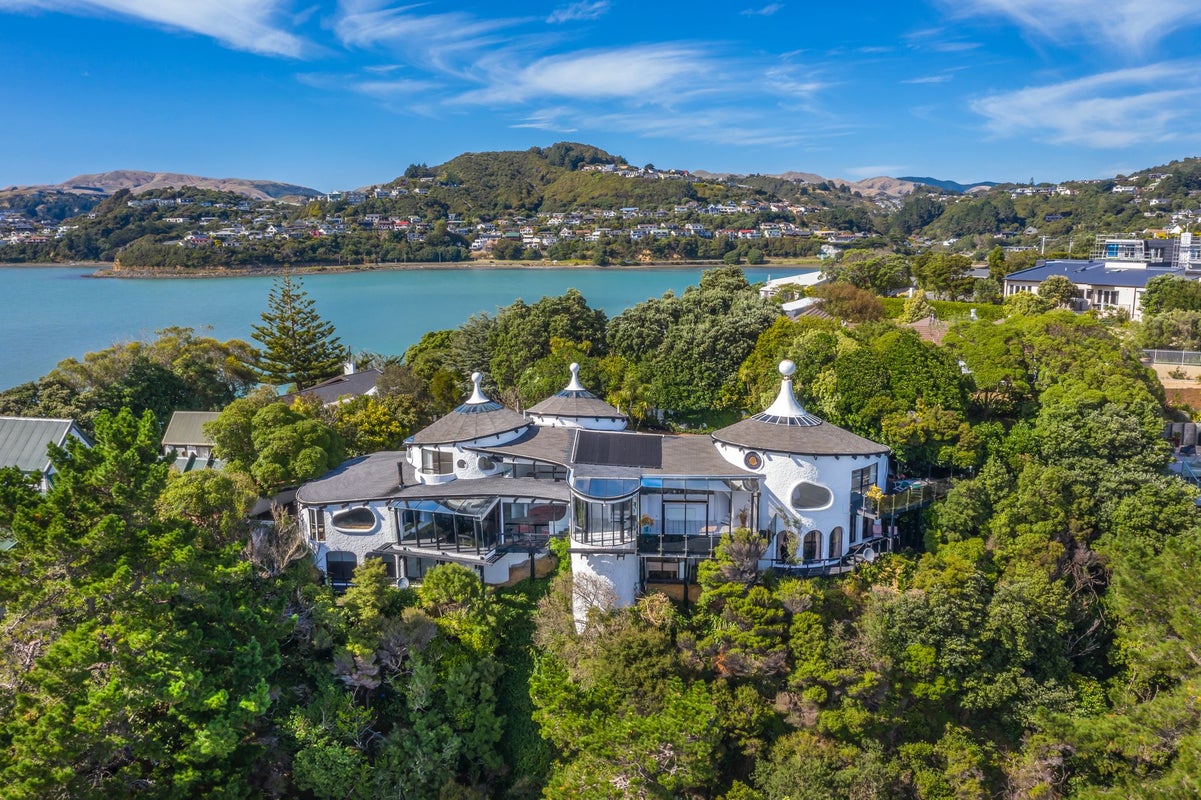 82 Seaview Road, Paremata, Porirua - Carousel 28