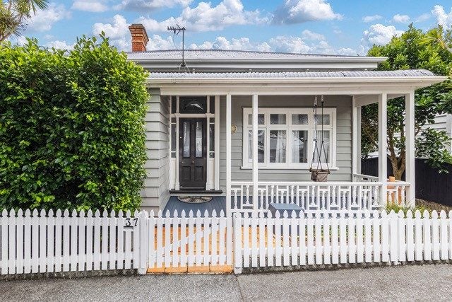 37 Brown Street, Ponsonby, Auckland - Carousel 2