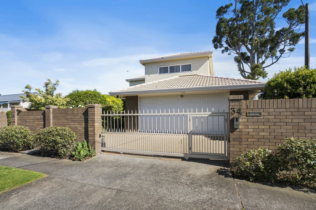 1/34 Tawa Road, Onehunga, Auckland - Carousel 2