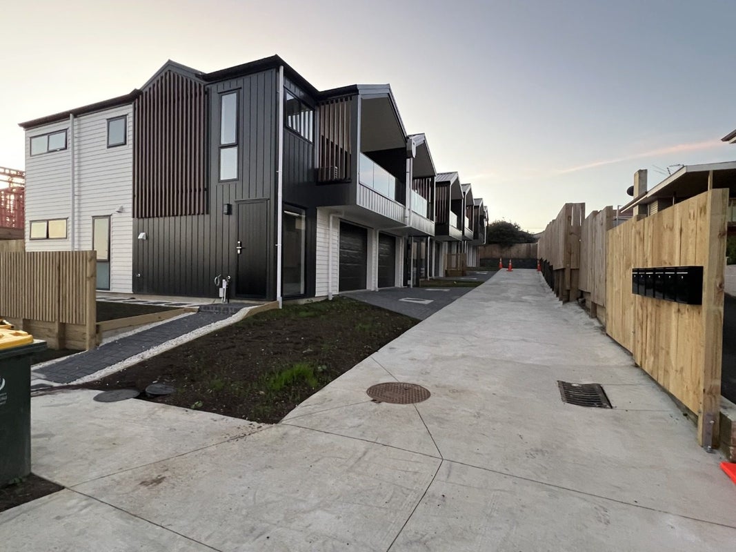 6A Hyde Street, Manurewa East, Auckland - Carousel 22