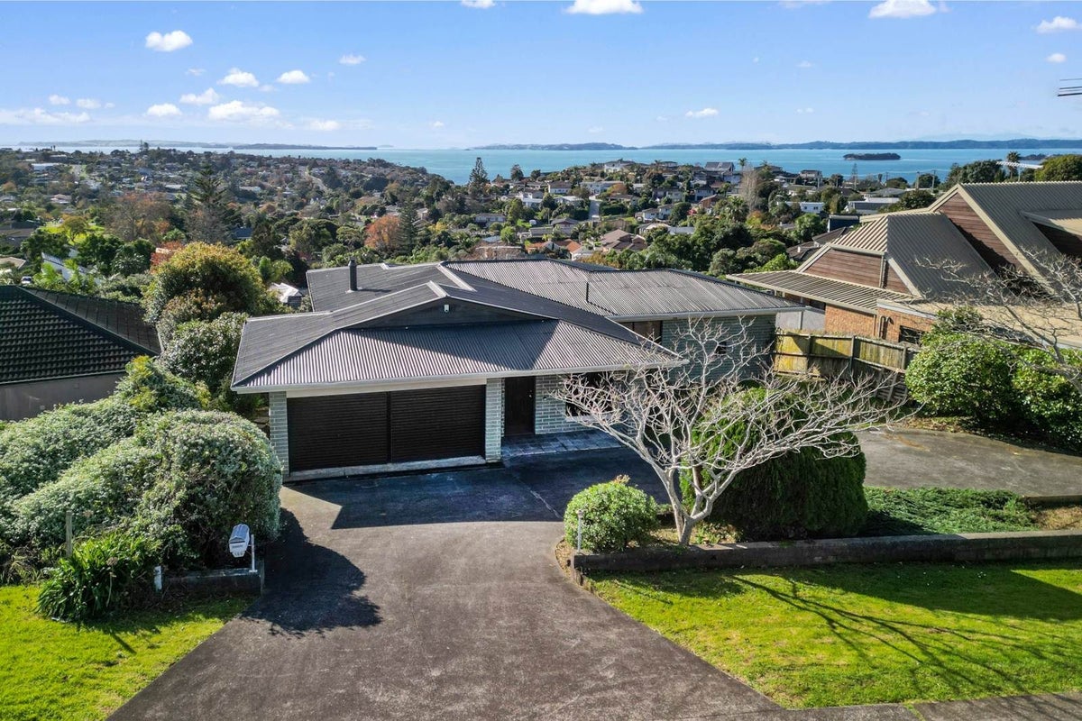 166 Sandspit Road, Shelly Park, Auckland - Carousel 2