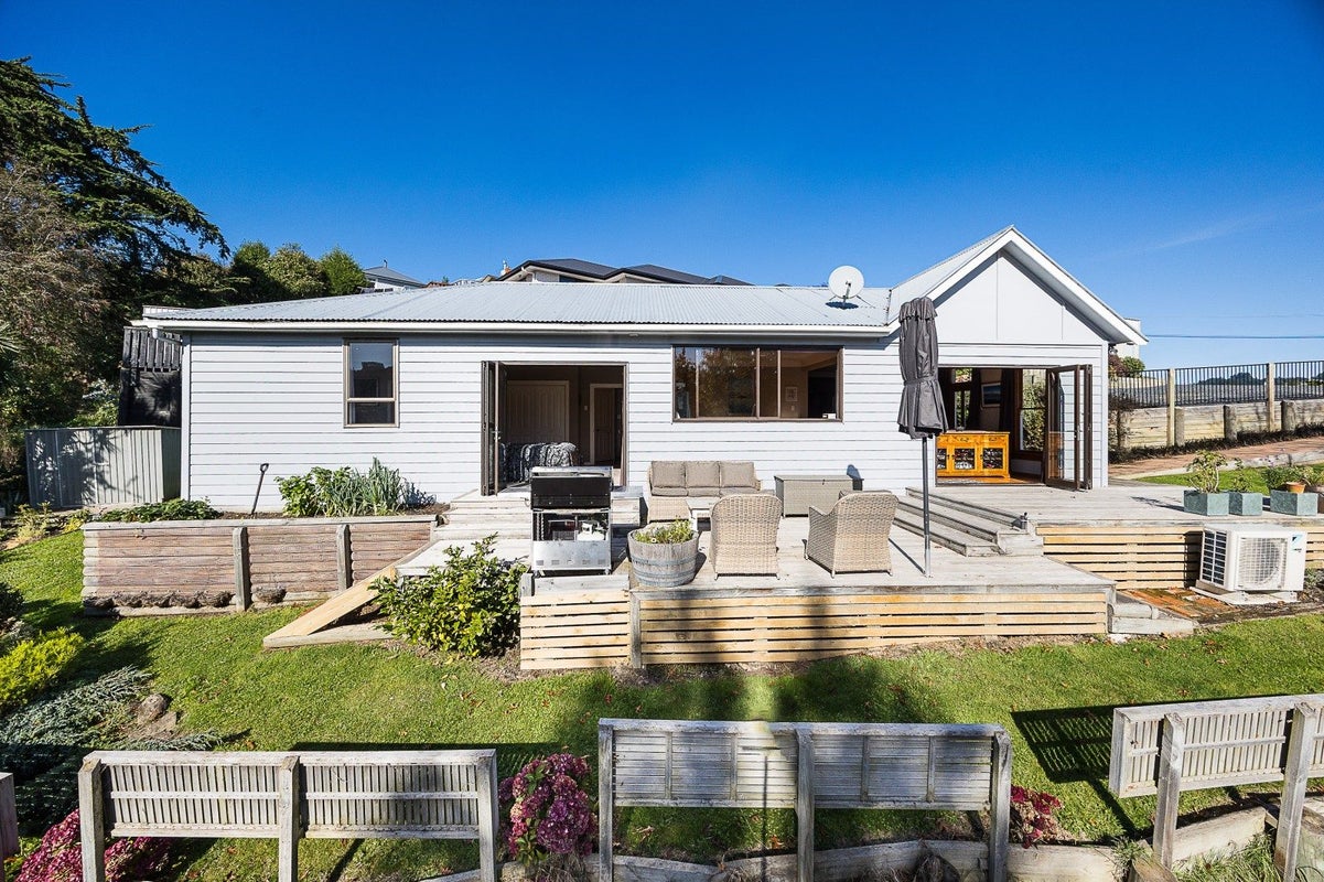 4 Ensor Street, Burnside, Dunedin - Carousel 1