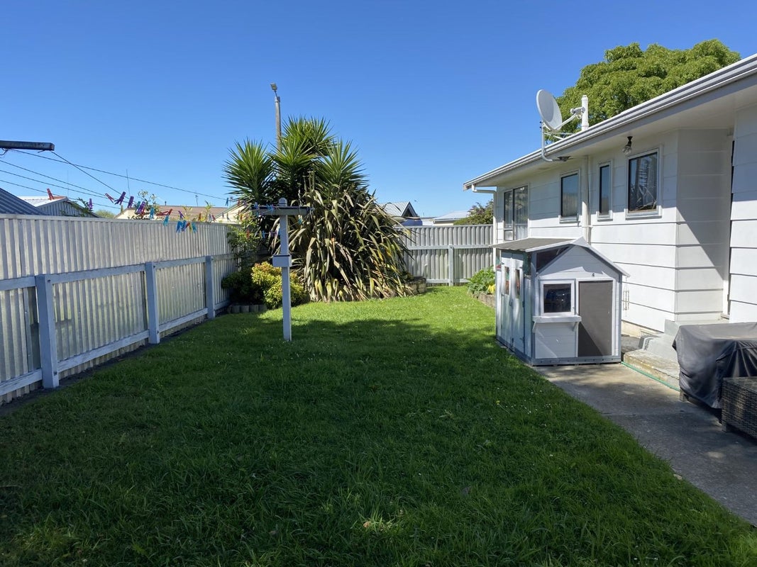 14 Clement Place, Greenmeadows, Napier - Carousel 2