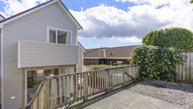 29A Bould St, Johnsonville, Wellington - Carousel 1