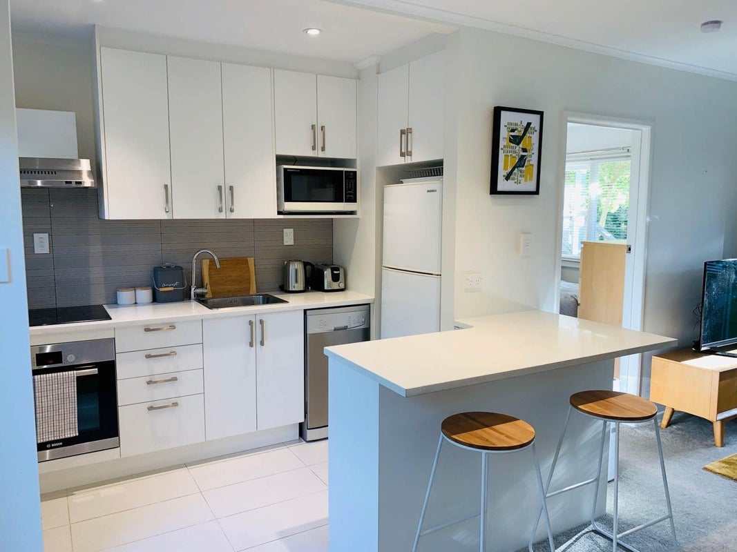 6/5 Edgars Road, Westmere, Auckland - Carousel 1