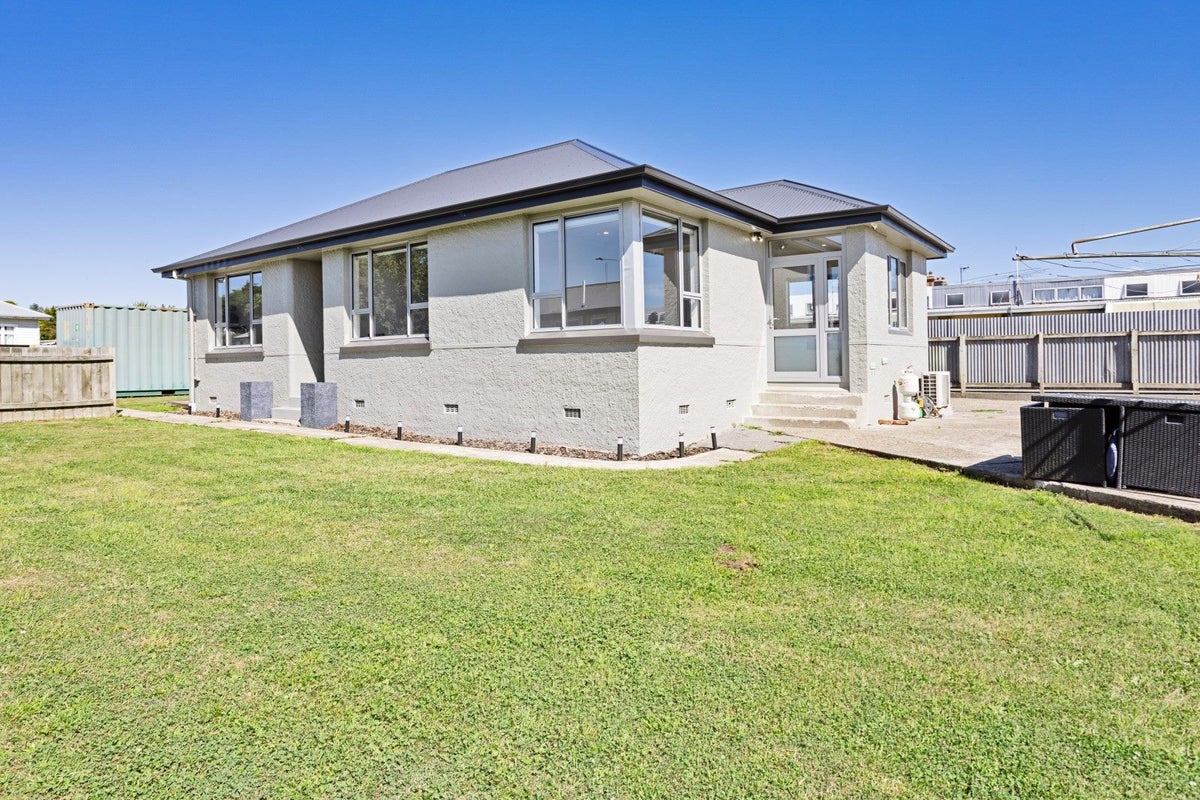 146 Earn Street, Appleby, Invercargill - Carousel 1