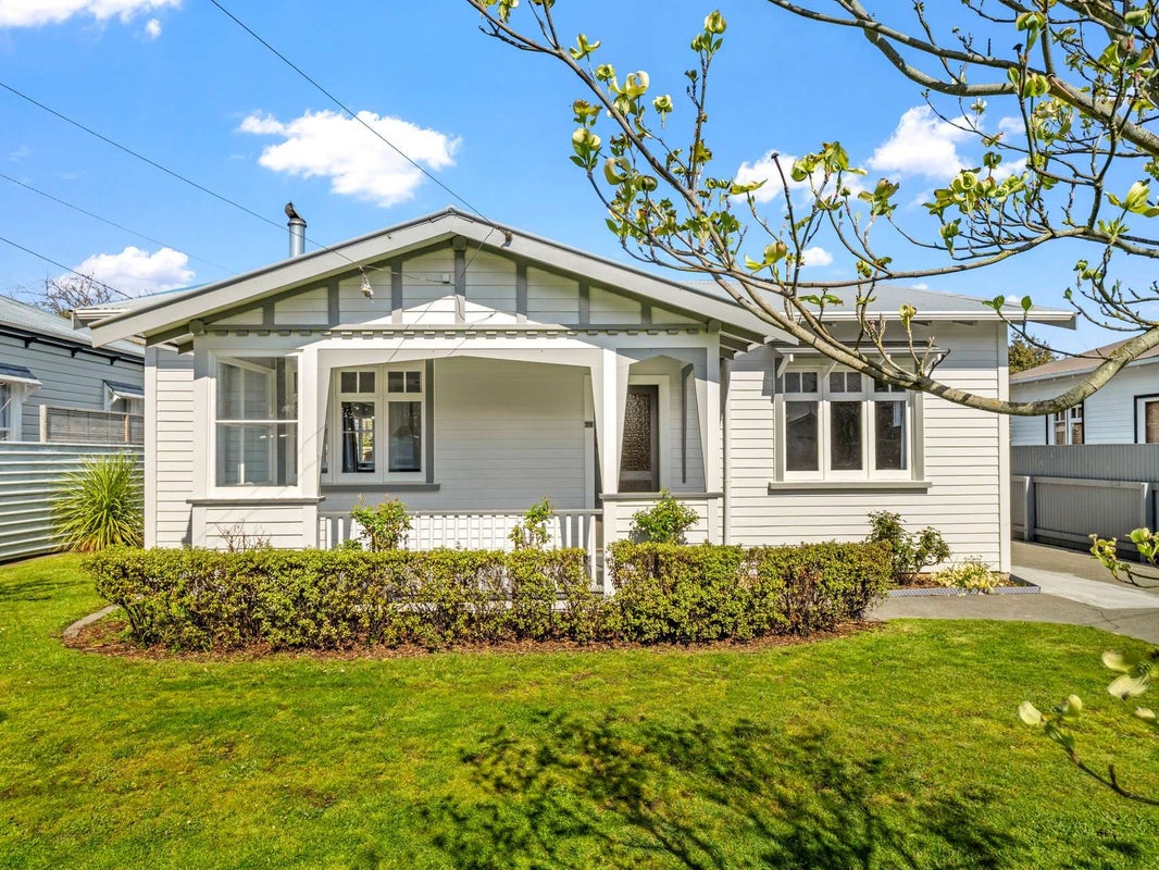 72 Jellicoe Street, Whanganui East, Whanganui - Carousel 2
