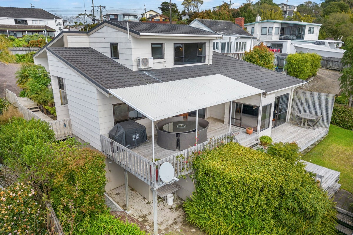 12 Brightside Road, Stanmore Bay, Whangaparaoa - Carousel 2