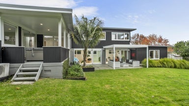7 Crossfield Road, Glendowie, Auckland - Carousel 1