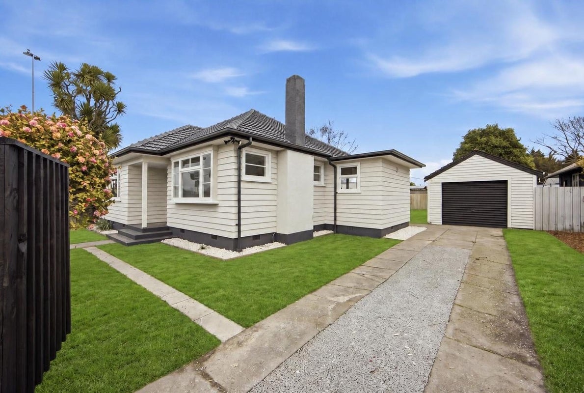 193 Main North Road, Redwood, Christchurch - Carousel 1