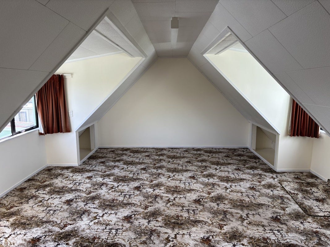 178 Collins Road, Temple View, Hamilton - Carousel 5