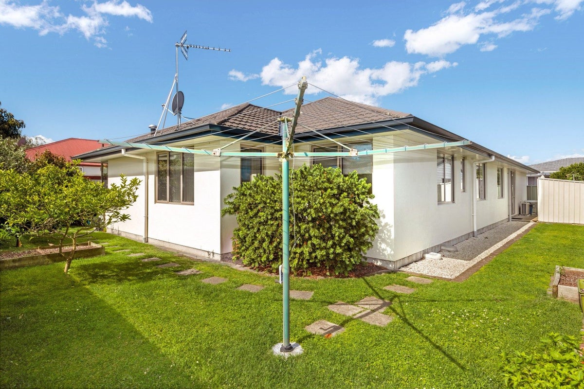 36 Emily Street, Riverdale, Gisborne - Carousel 18