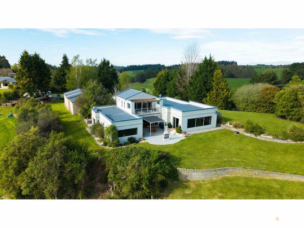 304 Downs Road, Geraldine, Timaru, Canterbury - Carousel 2