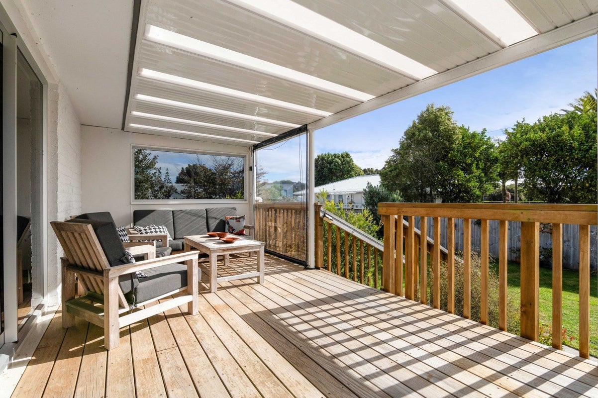 93C Clemow Road, Fitzroy, New Plymouth - Carousel 1