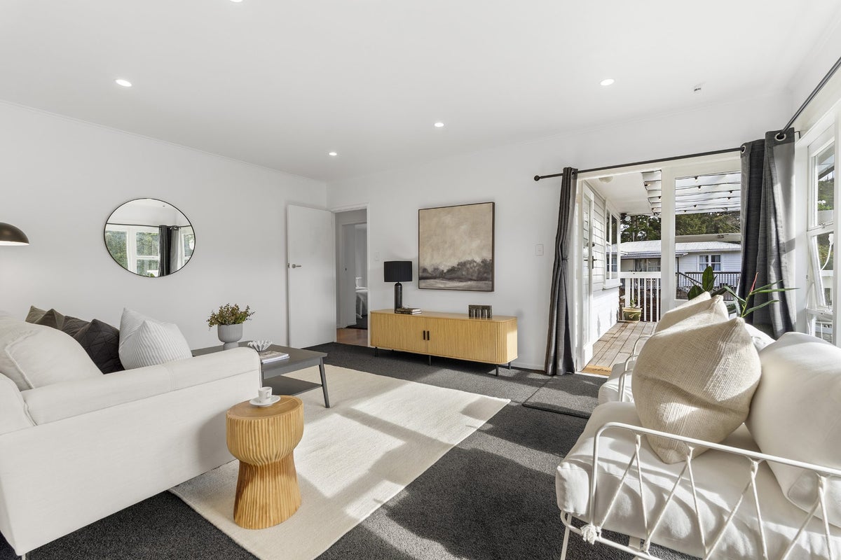 44 Melba Street, Beach Haven, Auckland - Carousel 2