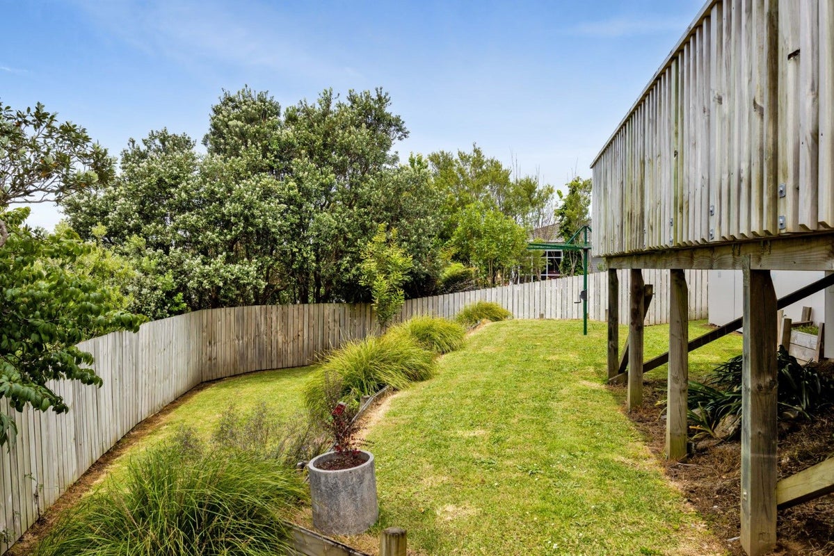 102 Seaview Road, Westown, New Plymouth - Carousel 33