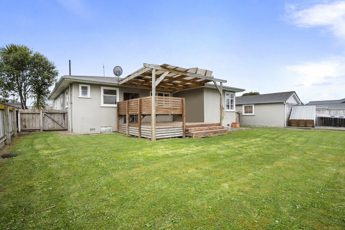 2 Glasgow Street, Takaro, Palmerston North - Carousel 16