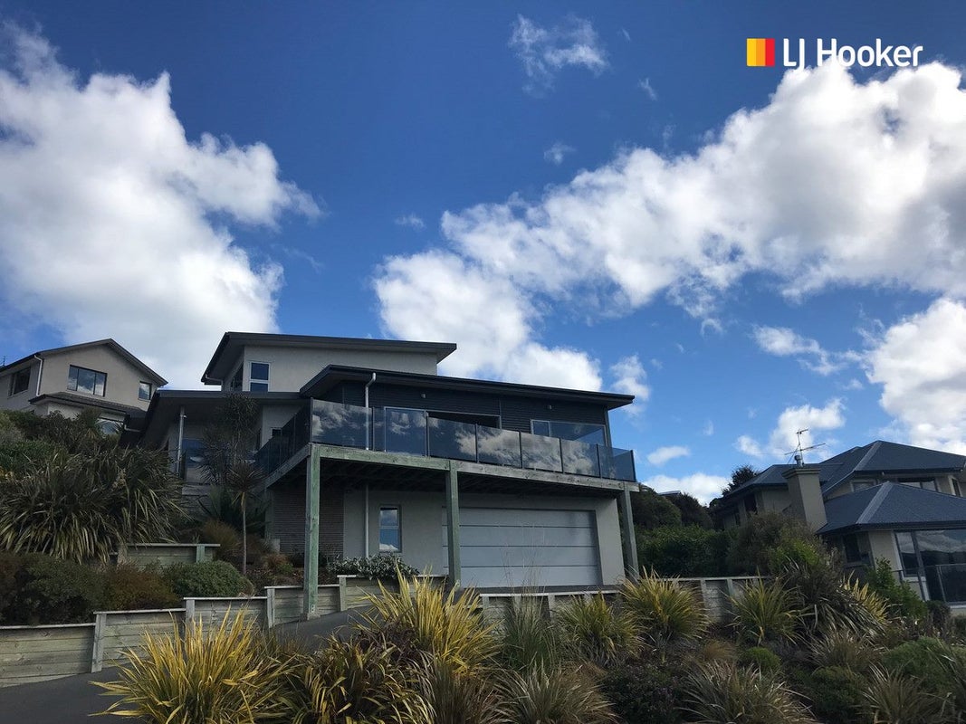 42 Connell Street, Waverley, Dunedin - Carousel 1