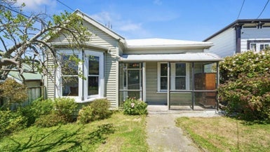 91 Britomart Street, Berhampore, Wellington - Carousel 1
