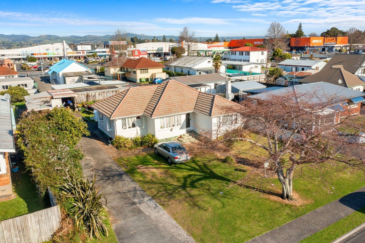 16 Rimu Street, Gate Pa, Tauranga - Carousel 2