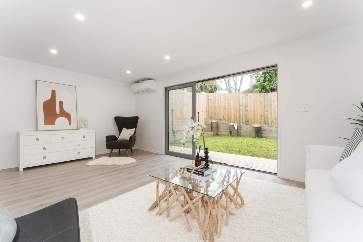 6B Buisson Glade, West Harbour, Auckland - Carousel 2