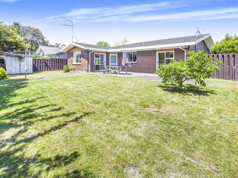 62 Ashurst Avenue, Pukete, Hamilton - Carousel 2