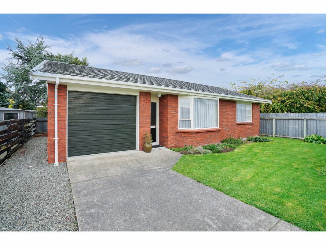 17 Galway Street, Grasmere, Invercargill - Carousel 1