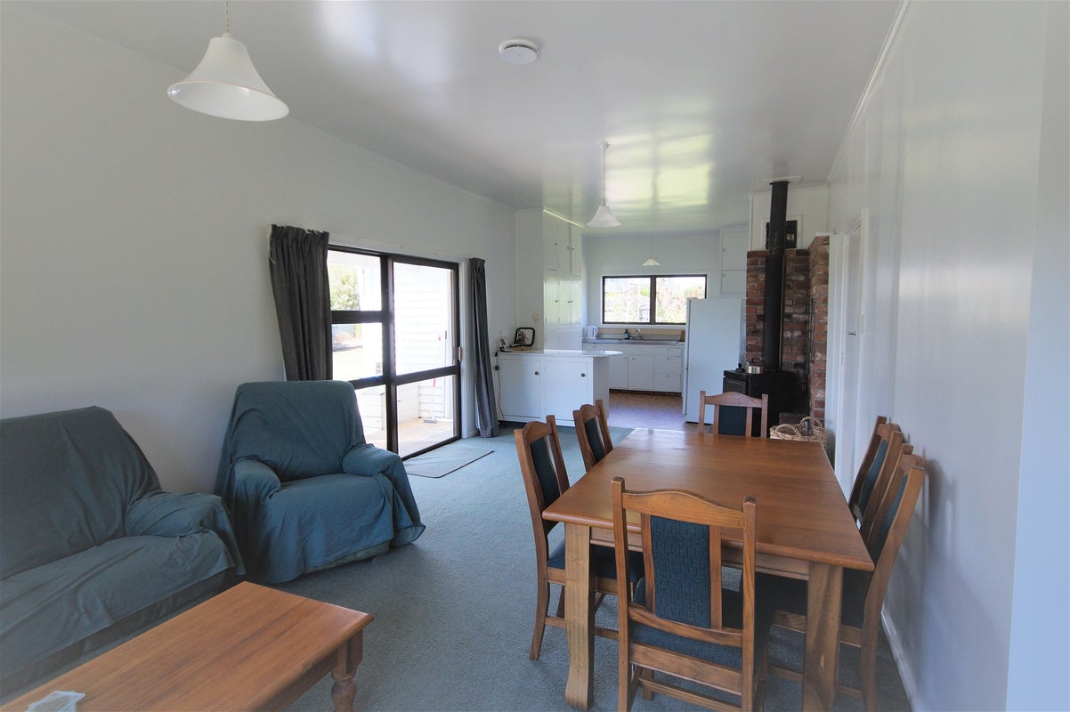 8 Allan Street, Waikari, Waikari - Carousel 2
